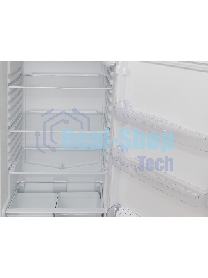 Холодильник Indesit TIA 16 E бежевый двухкамерный 245/51 л морозилка сверху, капельная система