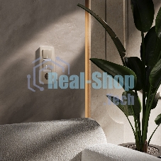 Рамка на 3 поста WERKEL Split (айвори/белый, soft-touch) W0033066