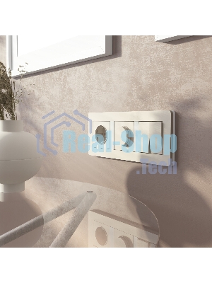 Рамка на 3 поста WERKEL Split (айвори/белый, soft-touch) W0033066