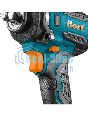 Гайковерт аккумуляторный Bort BSR-21U (2х4АЧ+ЗУ) 93418477 800 Нм, 0-2700 об/мин, акб Li-Ion, аккумуляторная система Makita 18V LXT 18 В, вес 1.4 кг