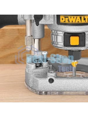Фрезер DeWalt D26203. 900 Вт,16000-27000 об/мин,ход-55 мм
