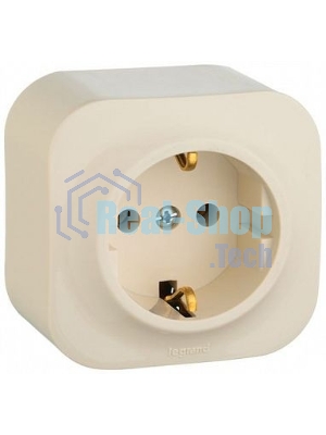 Розетка с заземлением с защитными шторками Legrand 782250 (Слоновая кость)