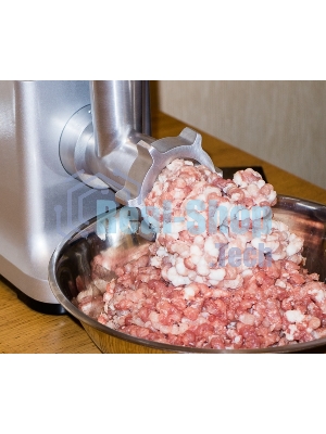 Мясорубка электрическая CASO FW 2000 серебристый, 2000 Вт, 2.5 кг/мин, реверс, защита от перегрузки, насадки - 5