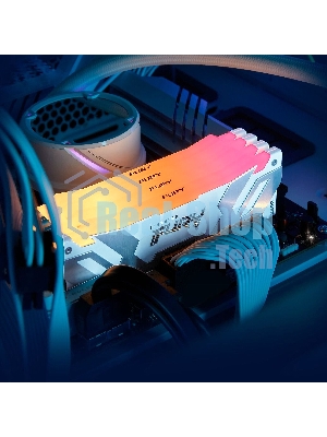 Оперативная память Kingston Fury Renegade, DDR5, 32Gb (2x16GB), 7200MHz, CL38, DIMM, радиатор, RGB, белый