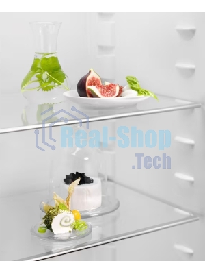 Встраиваемый холодильник Electrolux LRB3AE12S, механическое управление, полезный объем: 208 л, перенавешиваемые двери, 54.8x54.9x121.8 см, белый